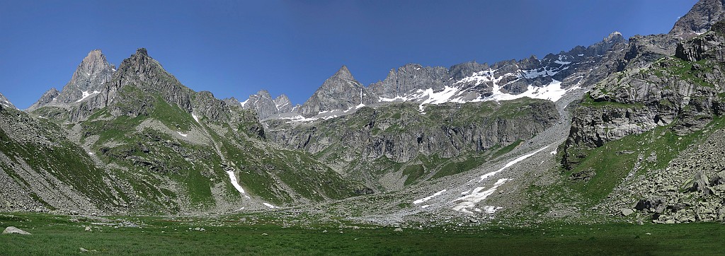 IMG_0782 Panorama.jpg - Il gran bel panorama della del Vallone di Piantonetto